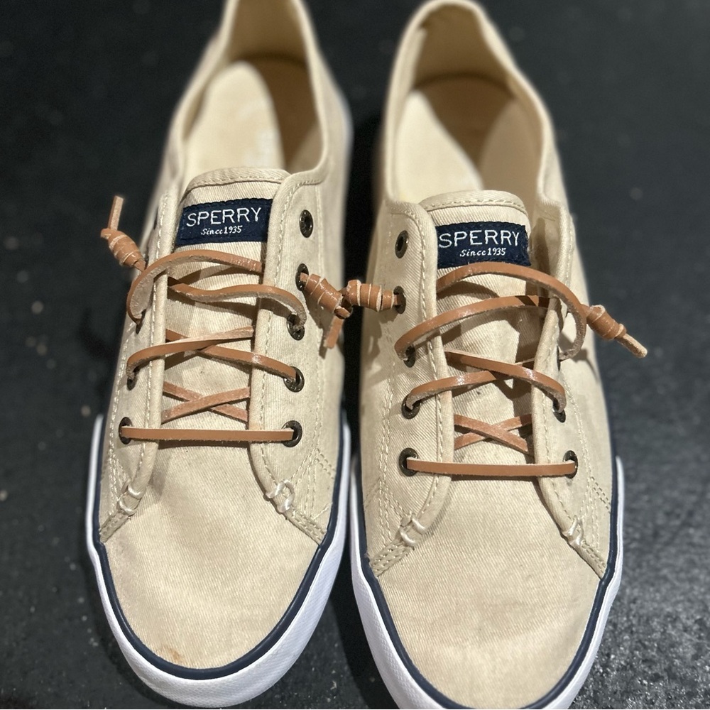 Sperry Women’s Pier View Sneaker (10)